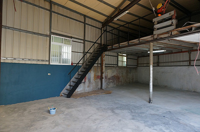 臺灣純正工業(yè)風(fēng) 工廠改建為時尚住辦合一住宅的設(shè)計(jì)與裝修